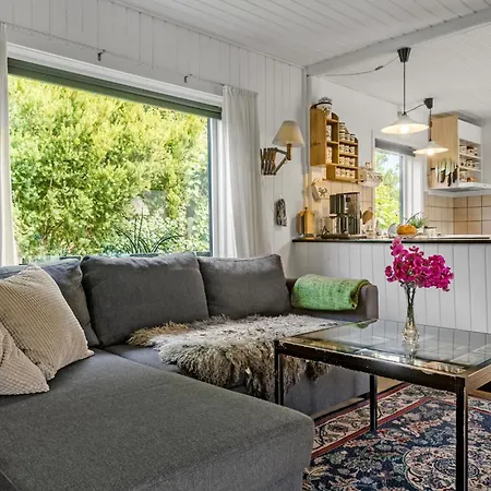 2 Bedroom Amazing In 別荘