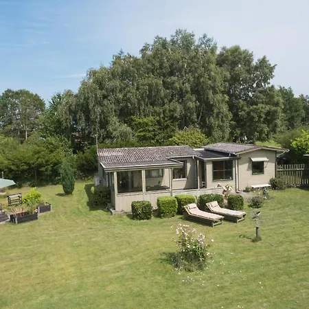 Holiday home Lovely In With Kitchen *