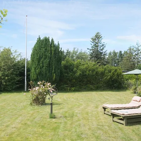 Lovely In With Kitchen Holiday home Stege