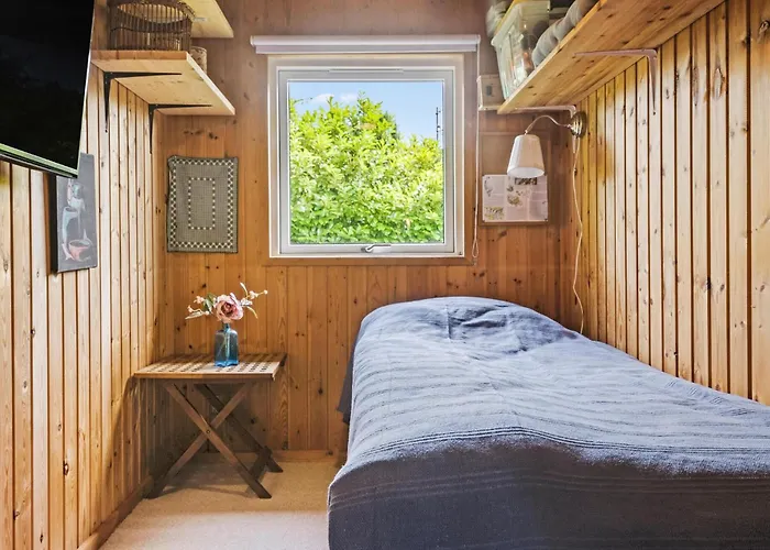 2 Bedroom Amazing In Vakantiehuis