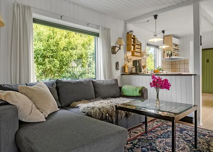 2 Bedroom Amazing In Ferienhaus
