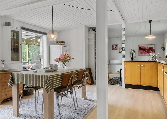 2 Bedroom Amazing In *