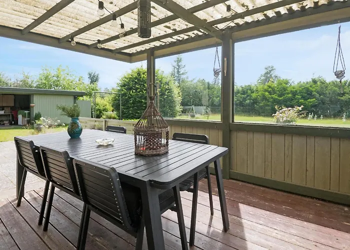 2 Bedroom Amazing In Stege